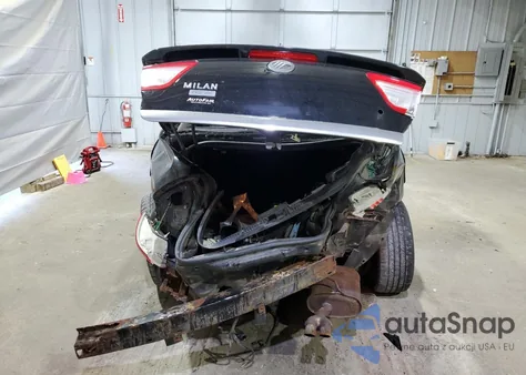 2008 Mercury Milan Premier z USA, uszkodzony, nr VIN 3MEHM08Z38R667021